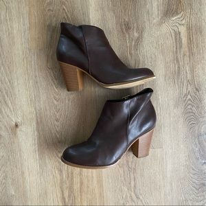 Brown Booties // Dooballo